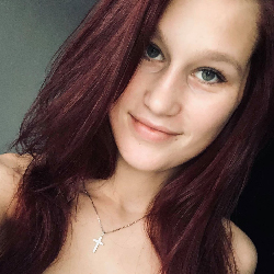 Vaše příběhy – ženy s prsními implantáty POLYTECH